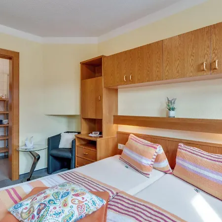 Lively Flat Near A Ski Resort In Fiss Apartment *