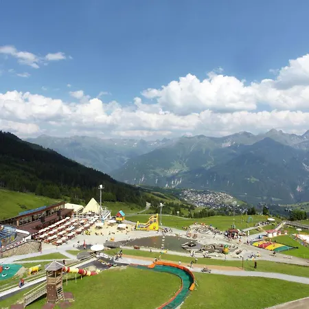 Lively Flat Near A Ski Resort In Fiss *