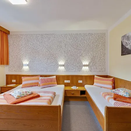 Apartament In Near Lifts *