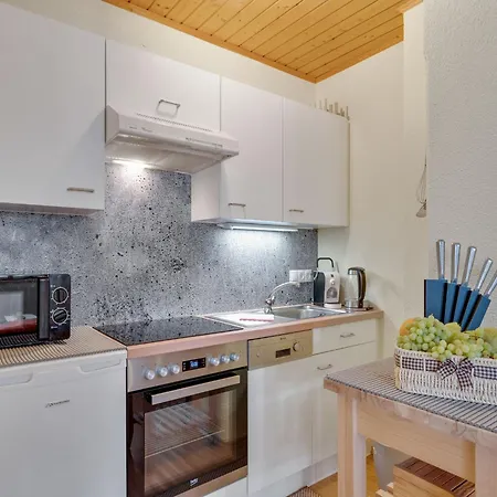 In Near Lifts Apartament Fiss