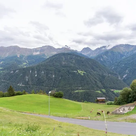 Apartment Lively Flat Near A Ski Resort In Fiss Fiss